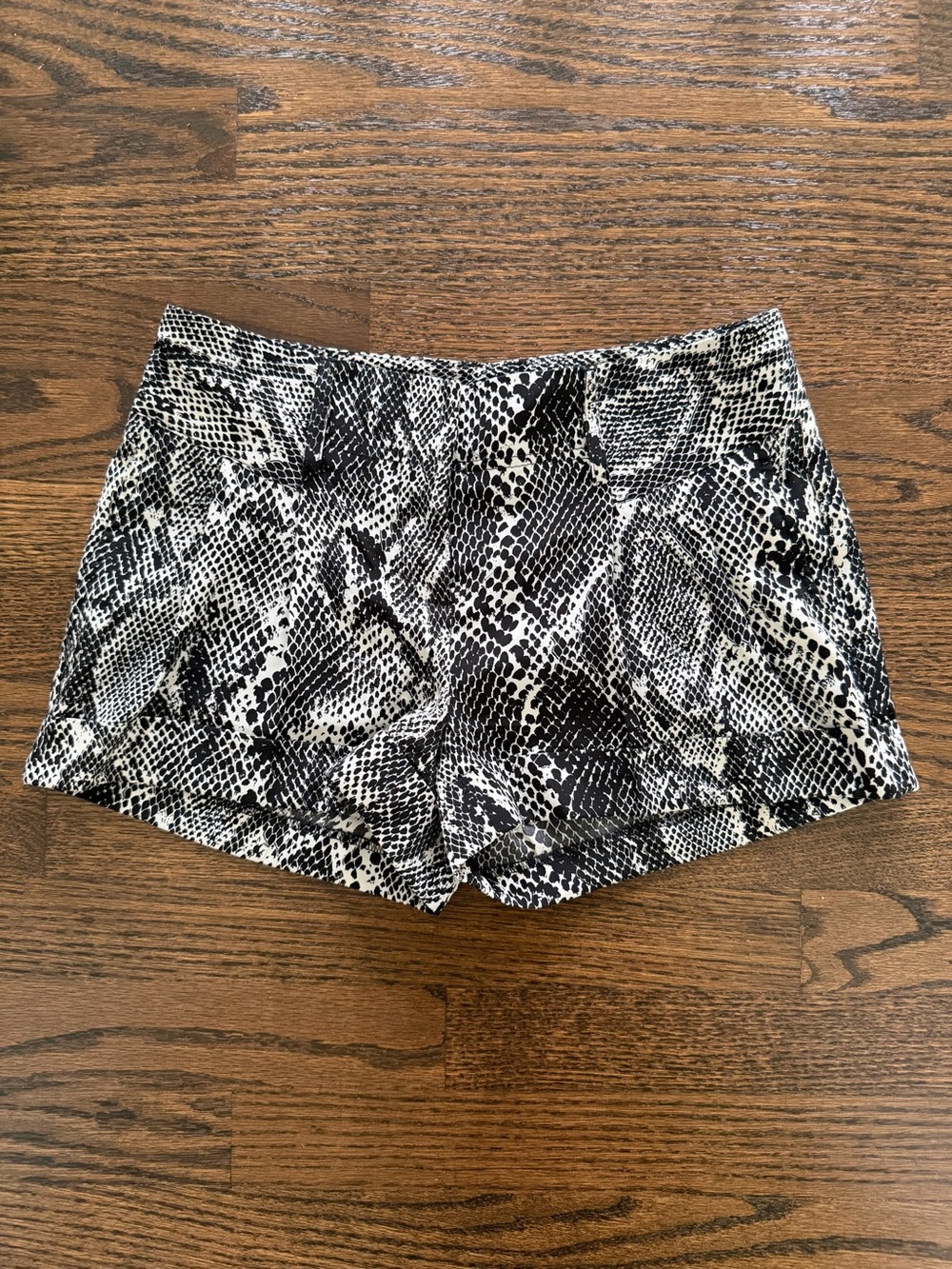 Express Black and White Snake-Print High Waist Shorts
